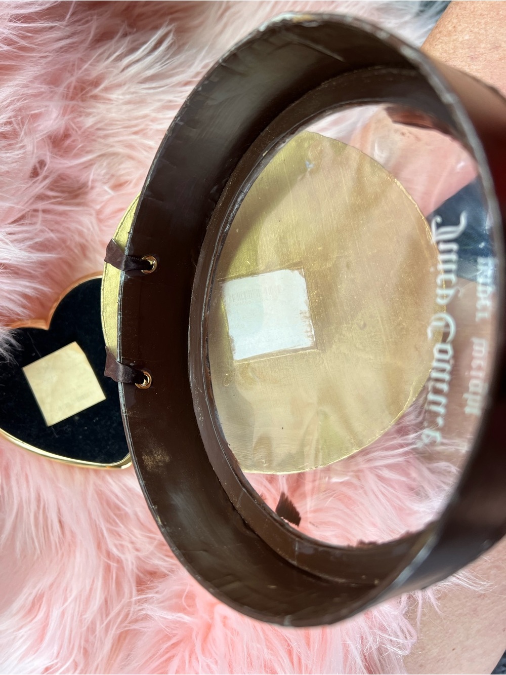 Juicy Couture Paperweight - Picture 5 of 12